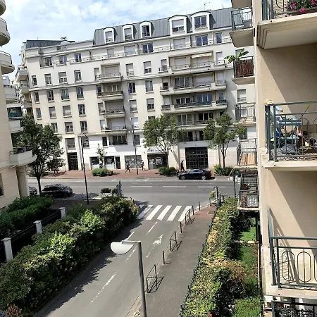 2 Bedrooms With Garden, 3 Mins Walk From Subway Châtillon